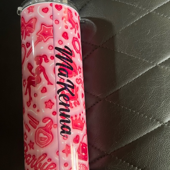 Barbie water bottle - Picture 2 of 2